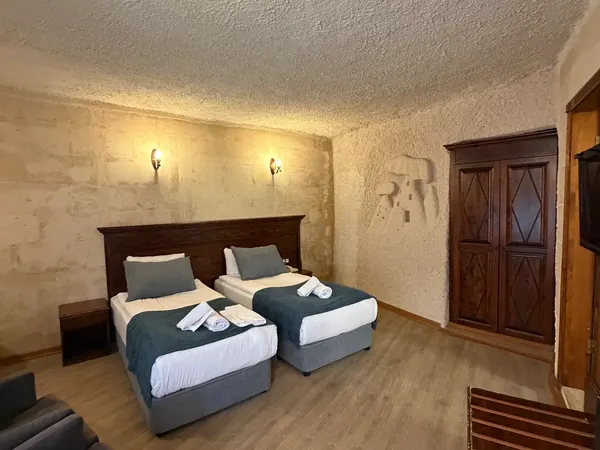 Dilek Kaya Hotel, Ortahisar, Ürgüp / Nevşehir — غرفة ديلوكس