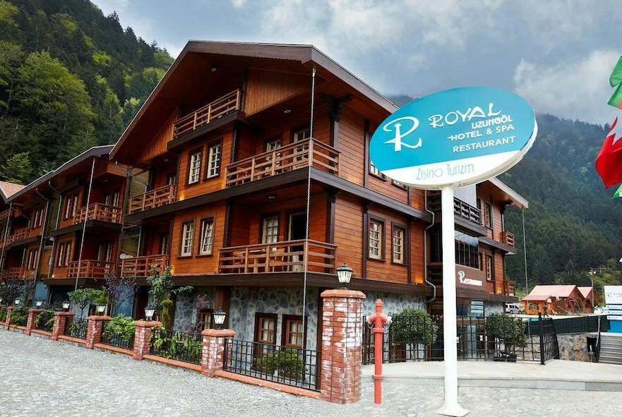 Royal Uzungöl Hotel & SPA exterior
