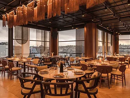 The Galata Istanbul Hotel - MGallery, Karaköy / Beyoğlu (Bankalar Caddesi) — صالة السطح