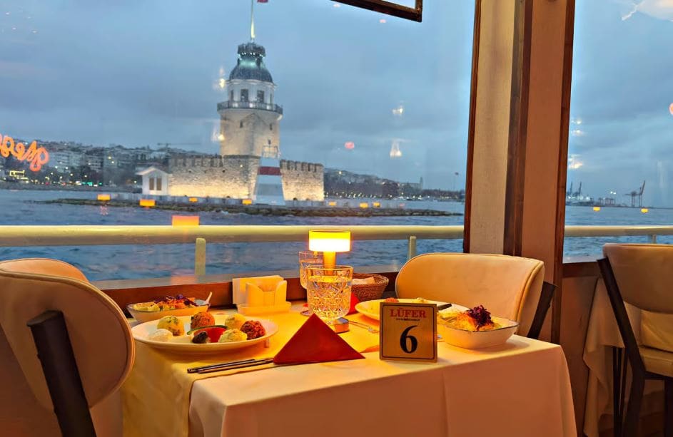 Bosphorus Dinner Cruise with Entertainment & Turkish Night