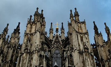 İzmir Çıkışlı Görkemli Üçlü Benelüx – Fransa – Almanya Turu Reims & Köln Şehir Turları Dahil Sunexpress Havayolları ile 7 Gece 8 Gün  Sömestr Özel ATS001