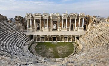 Bozcaada Ayvalık Çeşme Kuşadası Pamukkale Salda Gölü Turu (2 Gece Otel Konaklamalı)